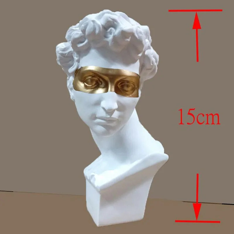 European Resin Mini Bust Sculpture: Abstract Art for Home Decoration