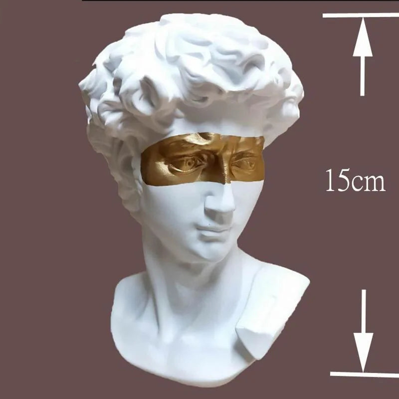 European Resin Mini Bust Sculpture: Abstract Art for Home Decoration